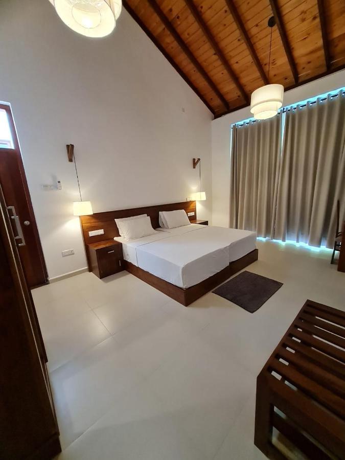 Siri Tropical Retreat Villa Хикадува Екстериор снимка
