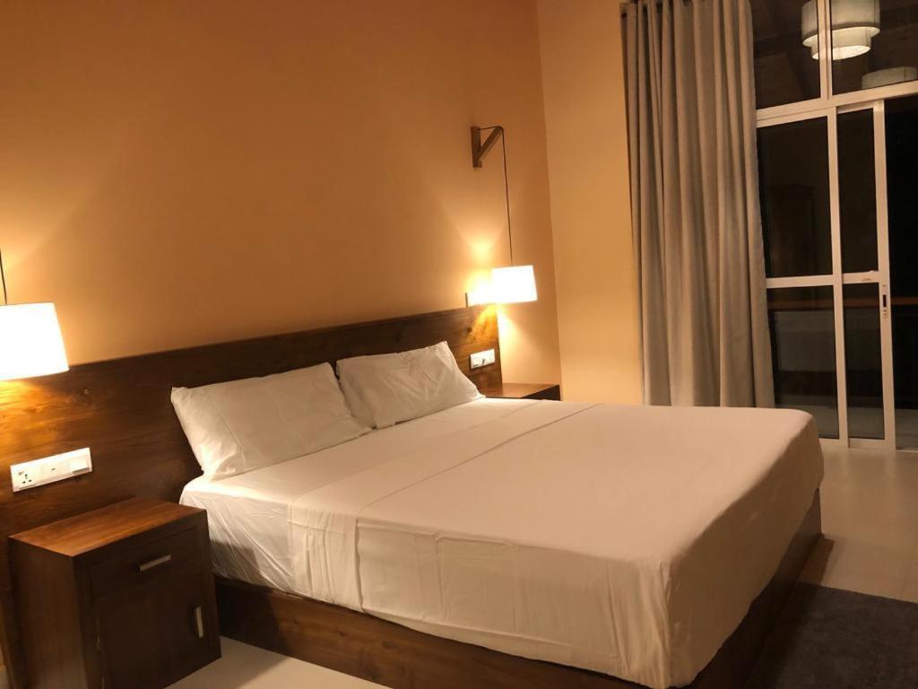 Siri Tropical Retreat Villa Хикадува Екстериор снимка