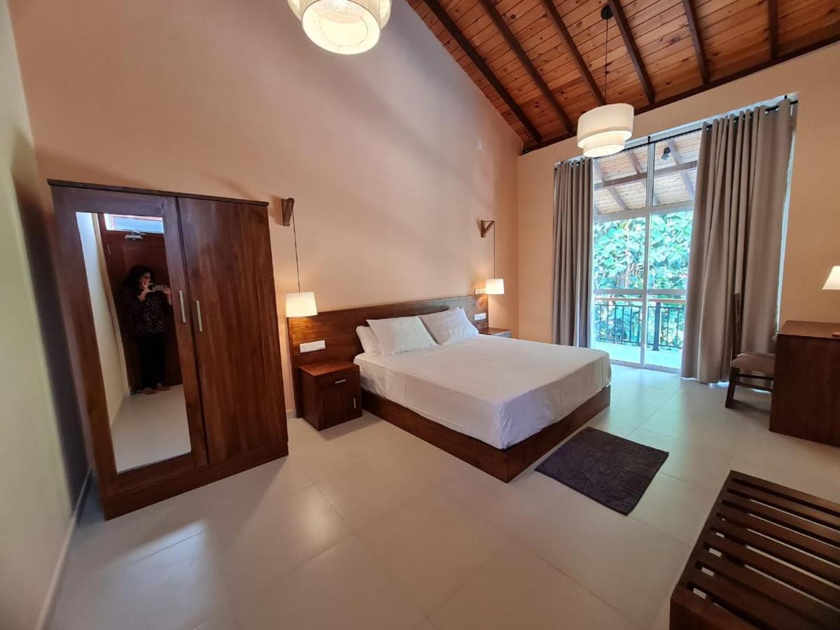 Siri Tropical Retreat Villa Хикадува Екстериор снимка