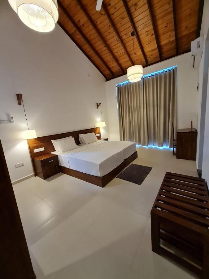 Siri Tropical Retreat Villa Хикадува Екстериор снимка