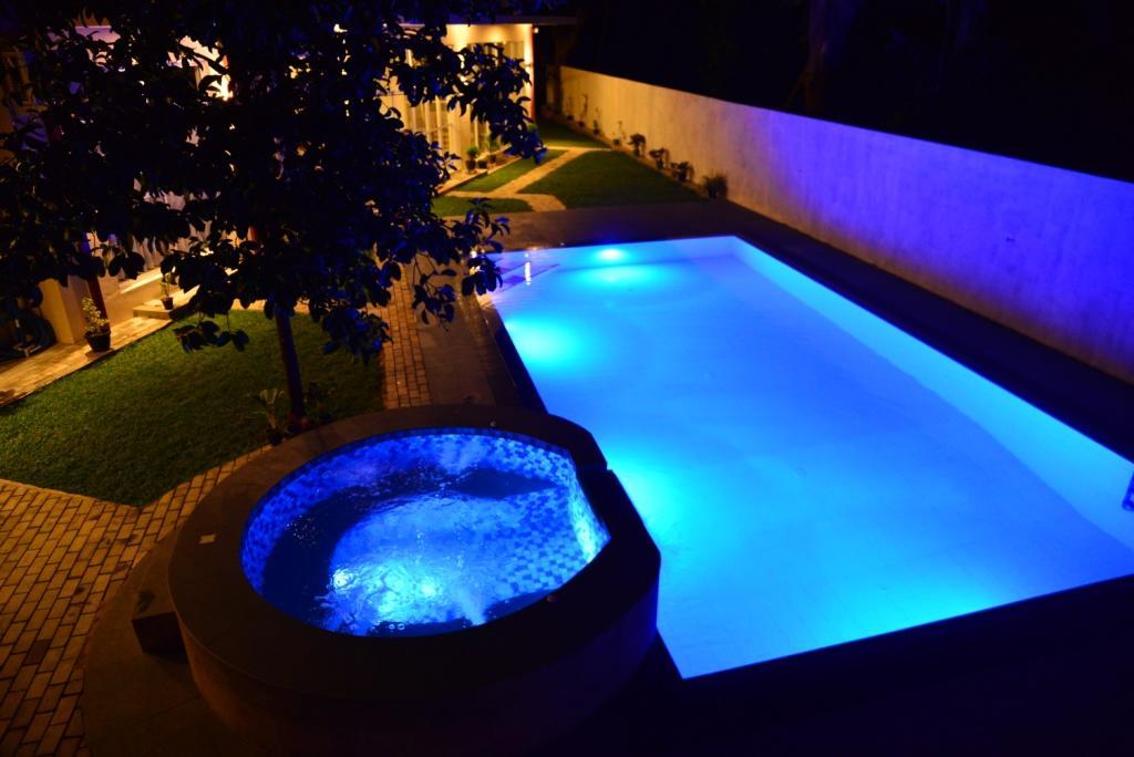 Siri Tropical Retreat Villa Хикадува Екстериор снимка
